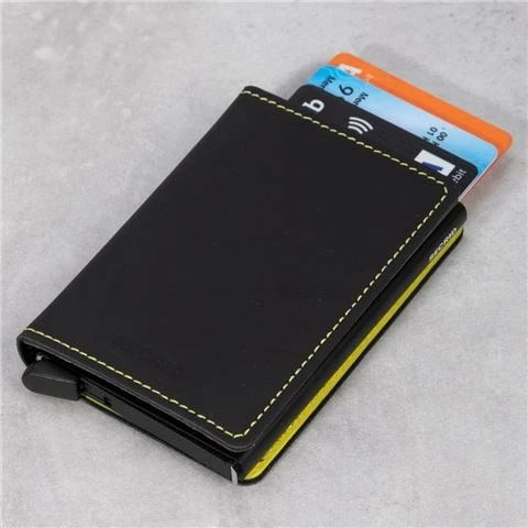 Secrid - Slimwallet Matte Black & Yellow 1 Secrid - Slimwallet Matte Black & Yellow